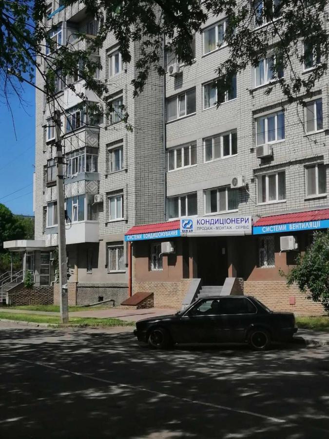 Апартаменты На Победы 25 Κρεμεντσούγκ Εξωτερικό φωτογραφία
